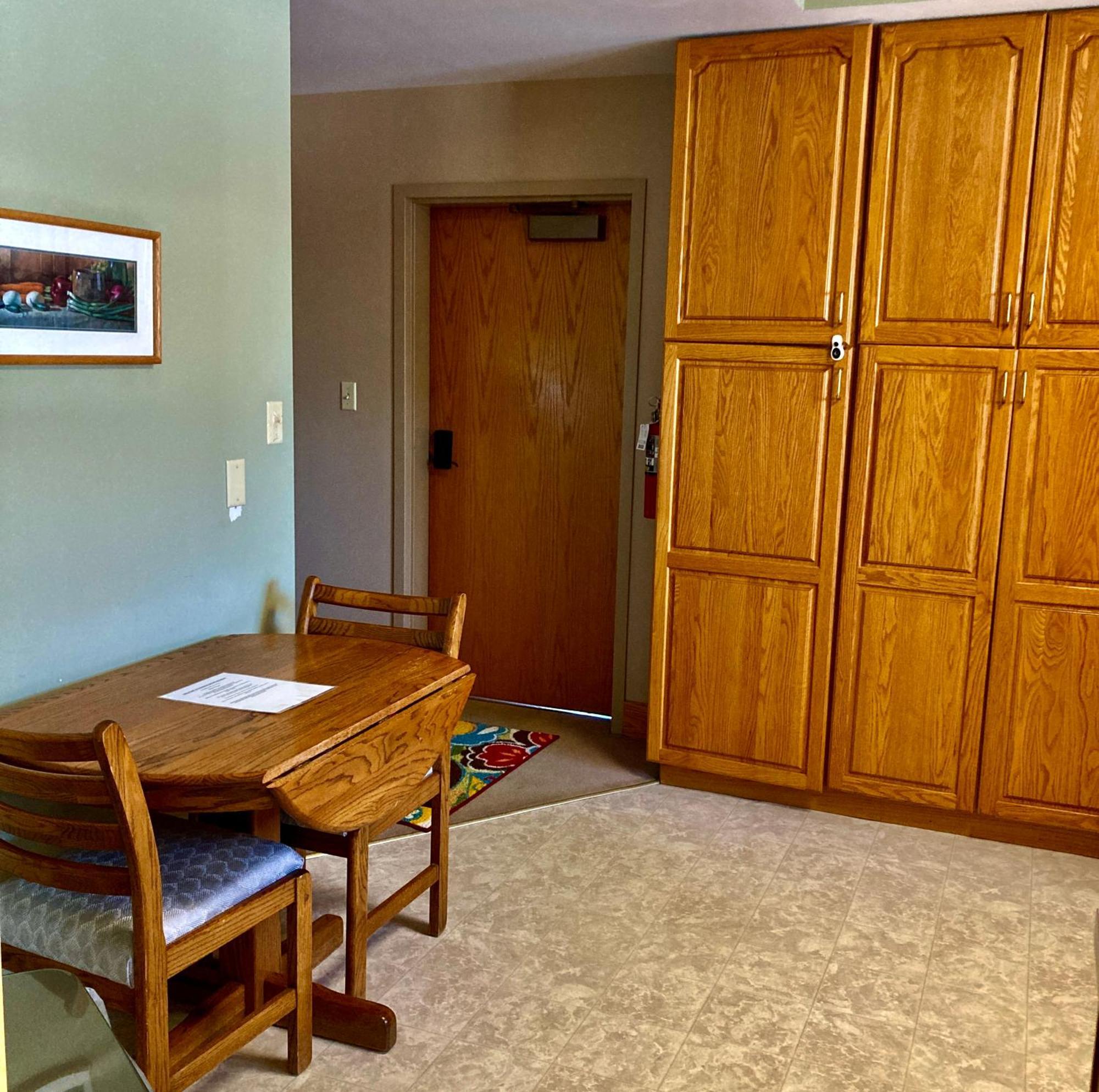 Garden Grove Retreat & Lodging Near Pictured Rocks, Fayette, Trails Екстер'єр фото