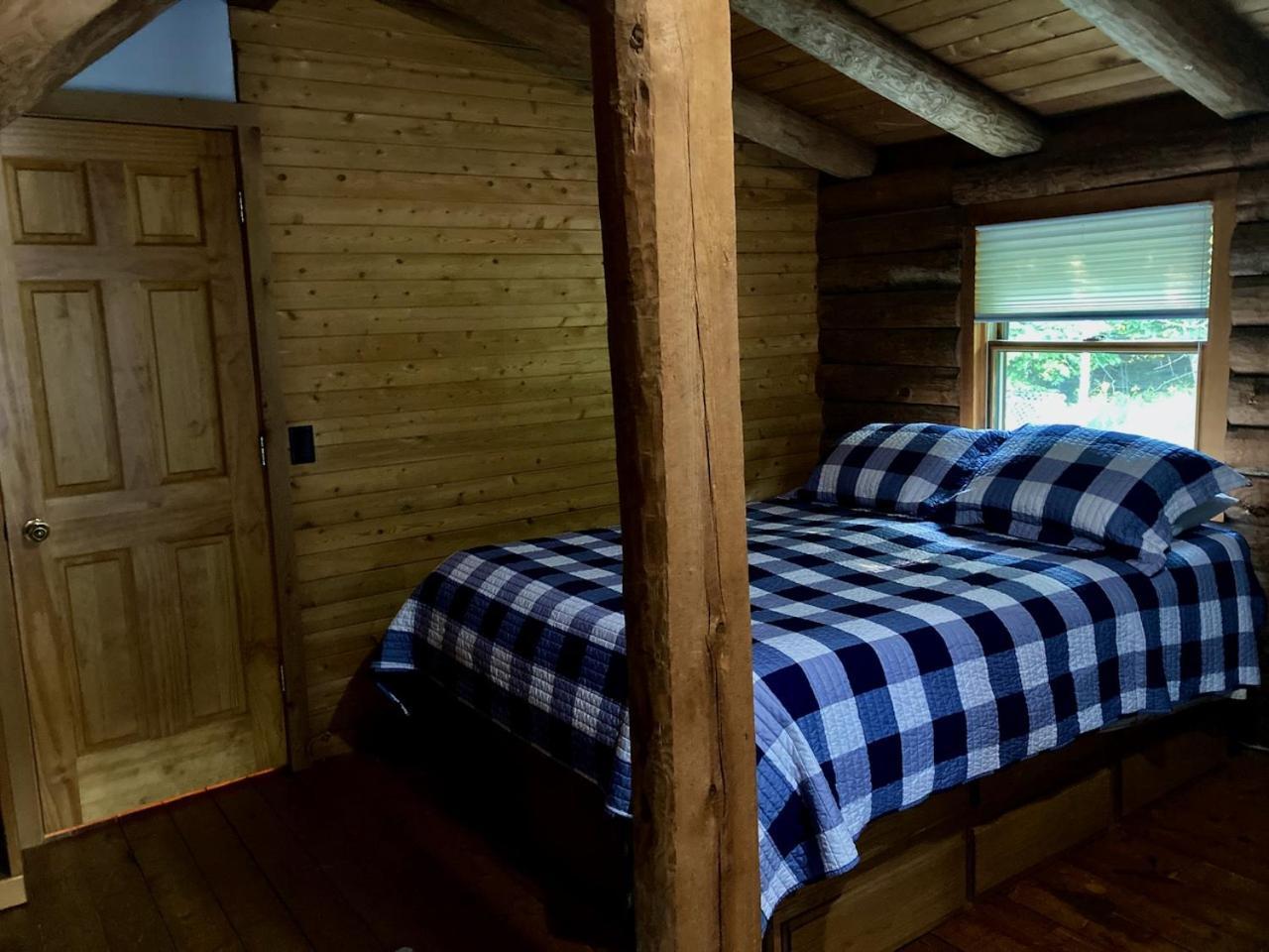 Garden Grove Retreat & Lodging Near Pictured Rocks, Fayette, Trails Екстер'єр фото