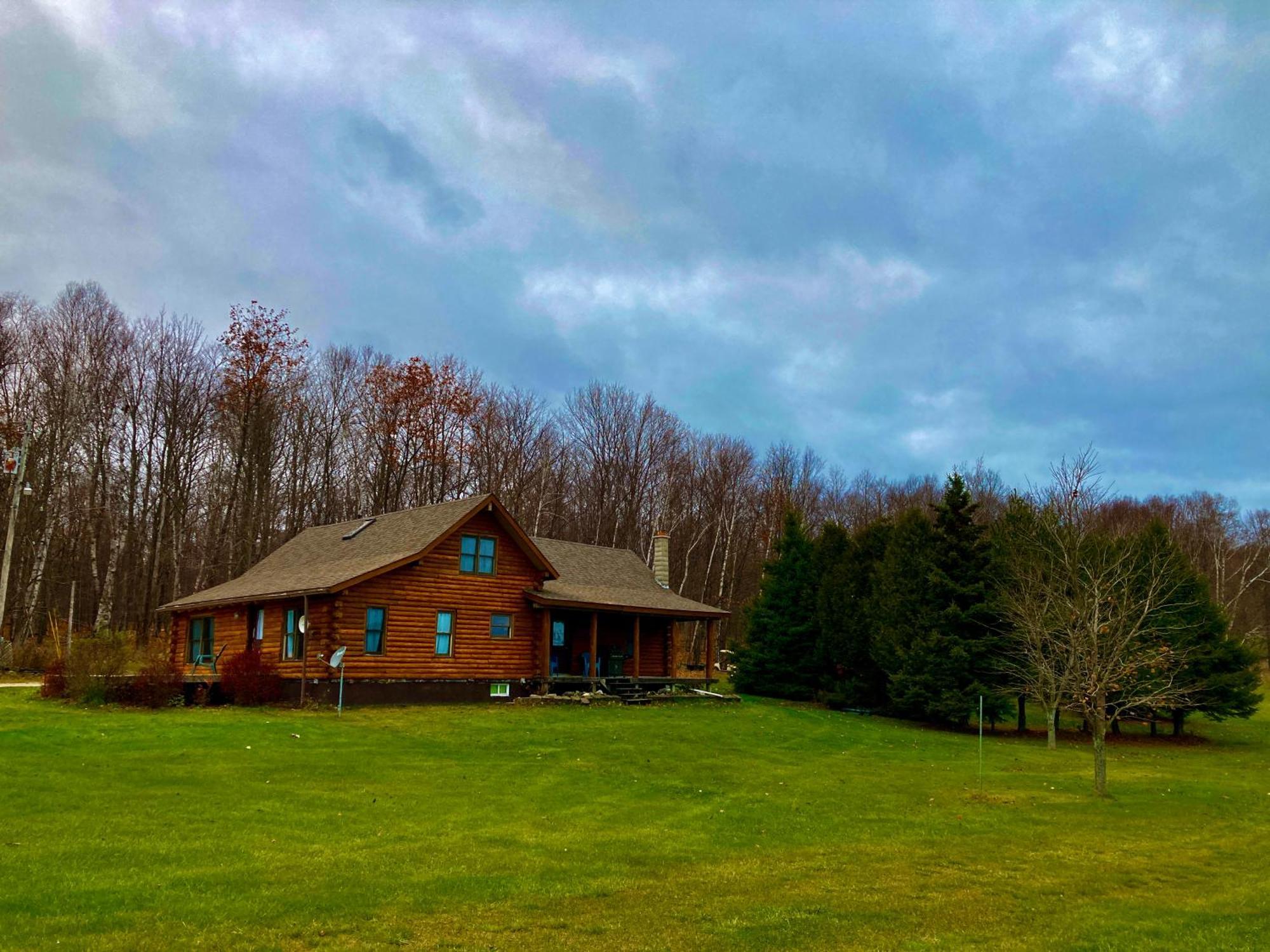Garden Grove Retreat & Lodging Near Pictured Rocks, Fayette, Trails Екстер'єр фото