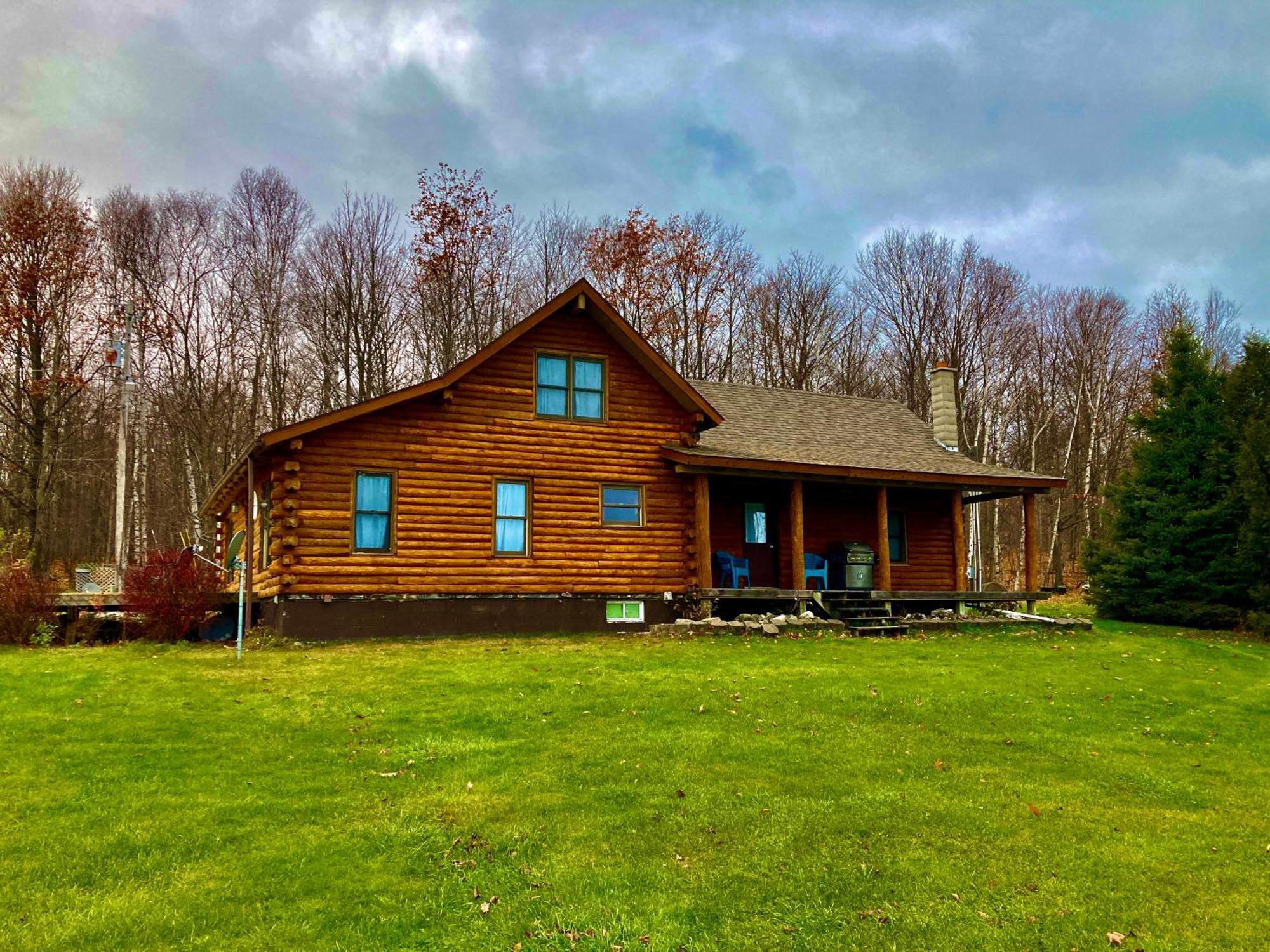 Garden Grove Retreat & Lodging Near Pictured Rocks, Fayette, Trails Екстер'єр фото