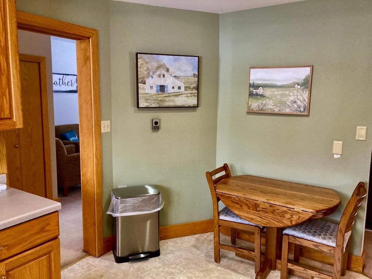Garden Grove Retreat & Lodging Near Pictured Rocks, Fayette, Trails Екстер'єр фото