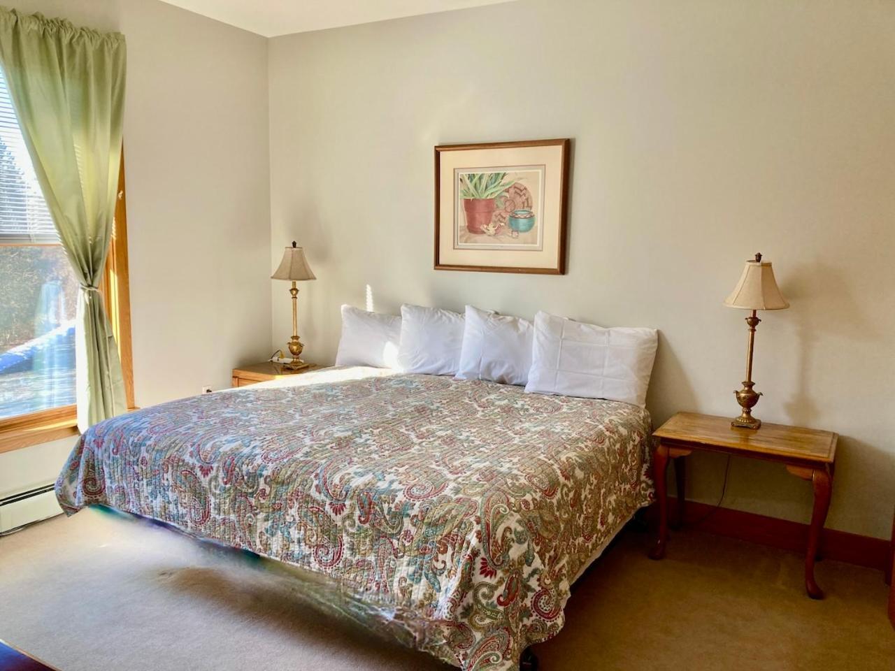 Garden Grove Retreat & Lodging Near Pictured Rocks, Fayette, Trails Екстер'єр фото
