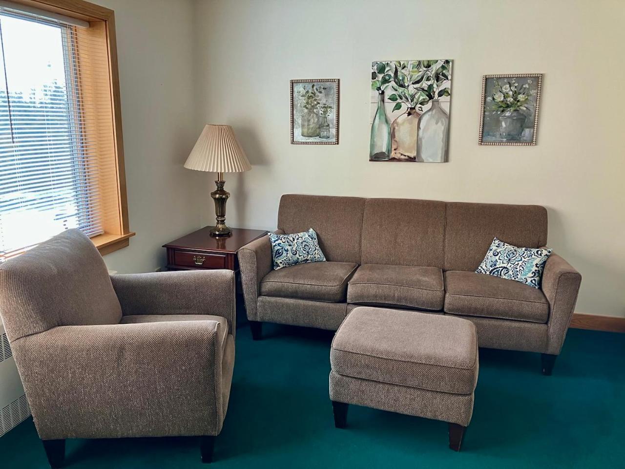 Garden Grove Retreat & Lodging Near Pictured Rocks, Fayette, Trails Екстер'єр фото